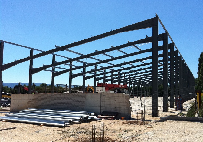 4000 m² en charpente métallique